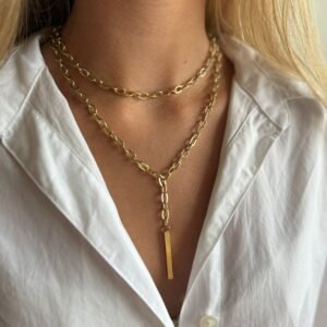 Collar con rectángulo de oro